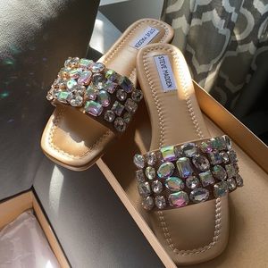 Steve Madden nude slide sandals